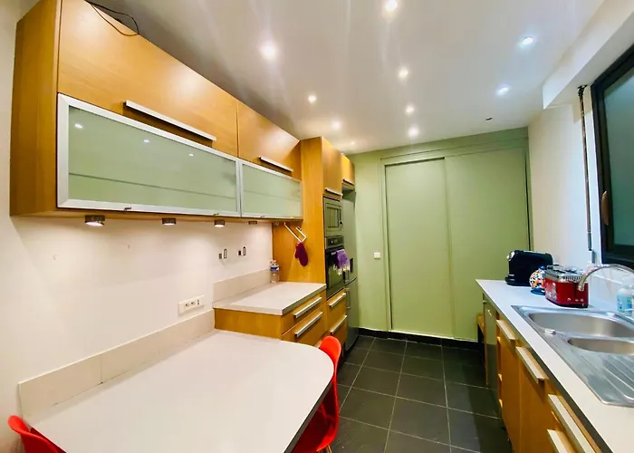 Superbe Tour Eiffel Mirabeau Apartment Paris